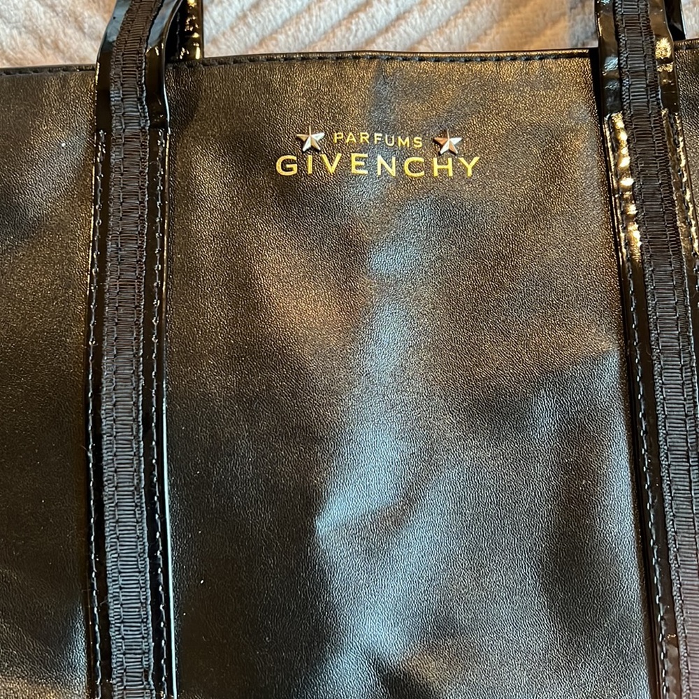 Givenchy Parfumes Black Vegan Leather Handbag Tote!! Excellent condition!